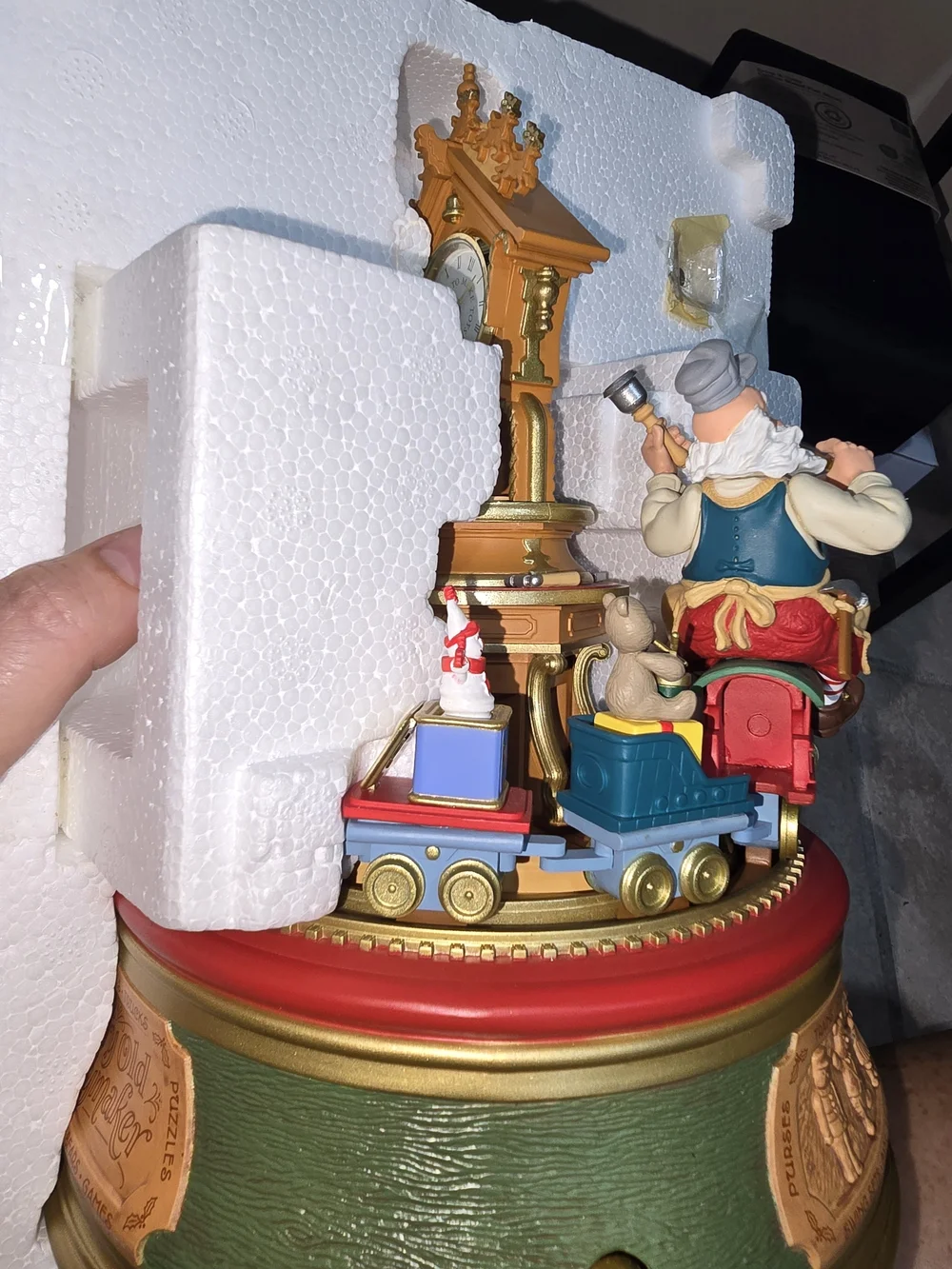 Hallmark The Merry Old Toymaker Animated Keepsake